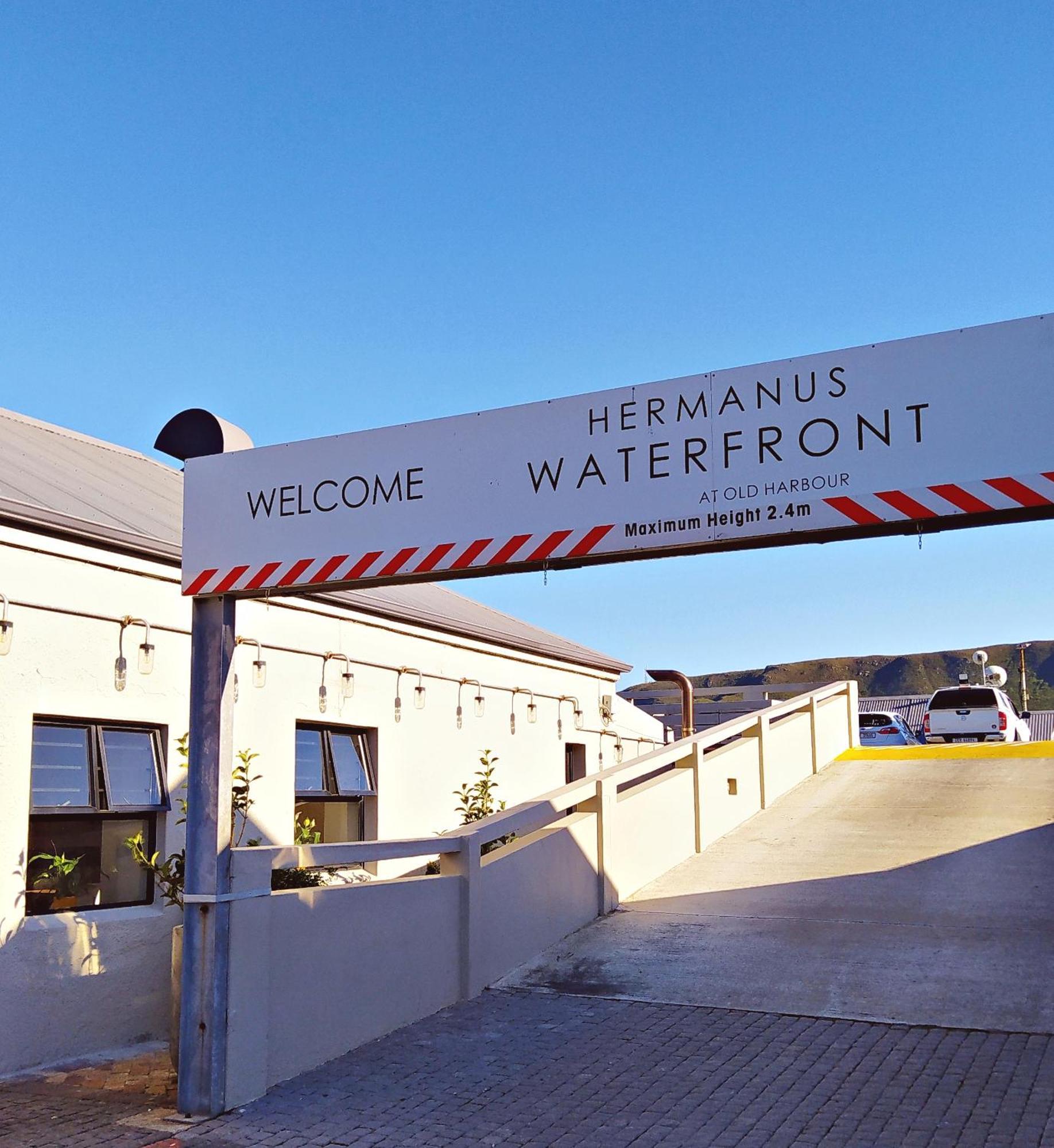 Apartment At Hermanus Waterfront Zewnętrze zdjęcie