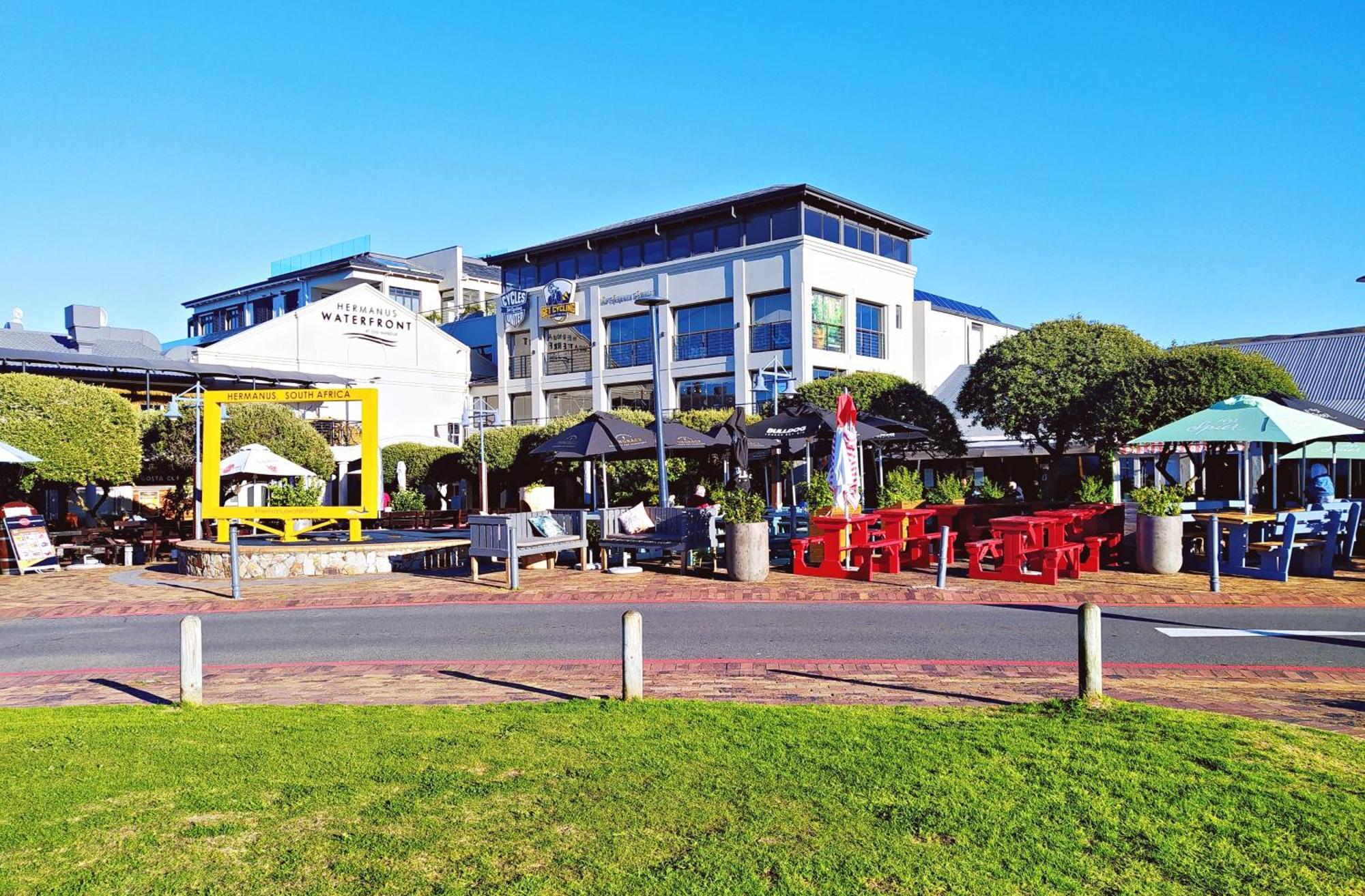 Apartment At Hermanus Waterfront Zewnętrze zdjęcie